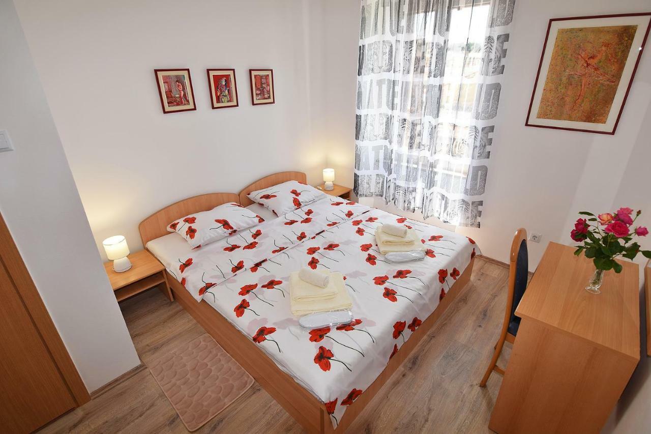 Apartment Nerea Pula Eksteriør billede